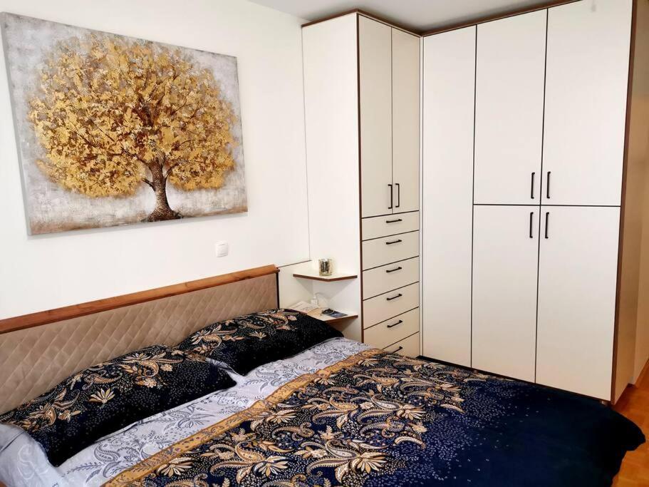 Cozy Apartment Ljubljana With Free Parking And Balcony ภายนอก รูปภาพ
